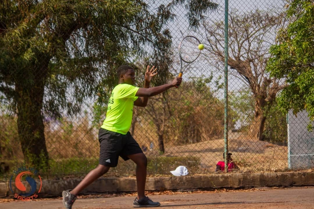 CSR (supporting kantanshi tennis club)