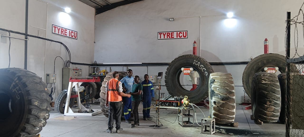 Tyre workshop and management office
